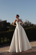 15211 by Pnina Tornai